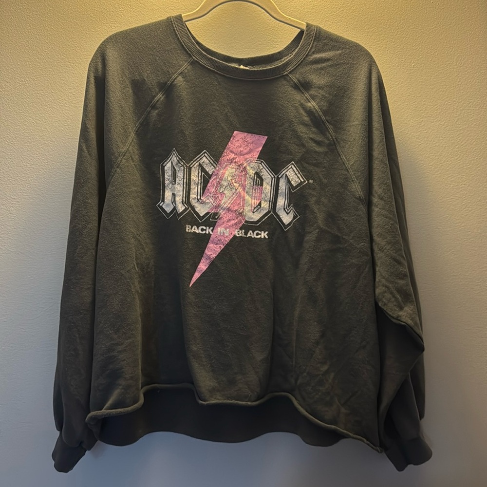 AC/DC SWEATER TOP
